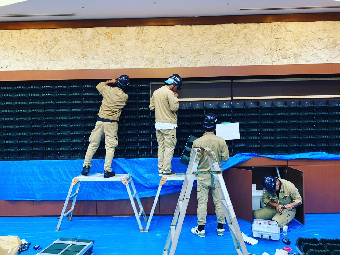 壁面緑化 【 屋内:プラティコ式壁面緑化パネル使用 】 105の施工写真4