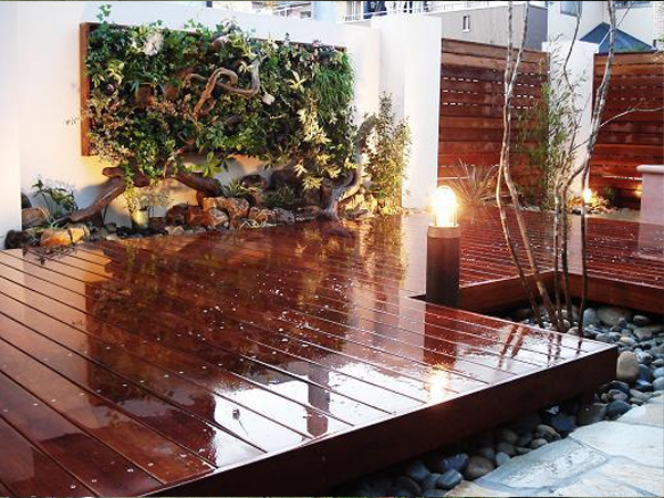 壁面緑化【屋外:カセット式壁面パネル使用】81の施工写真