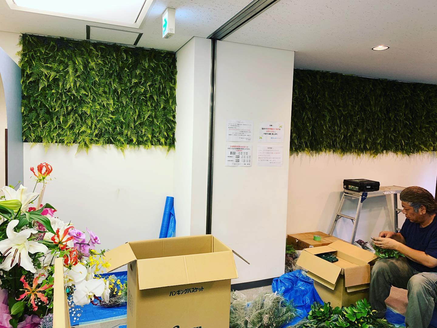 造花壁面緑化【Decopla使用】121の施工写真3