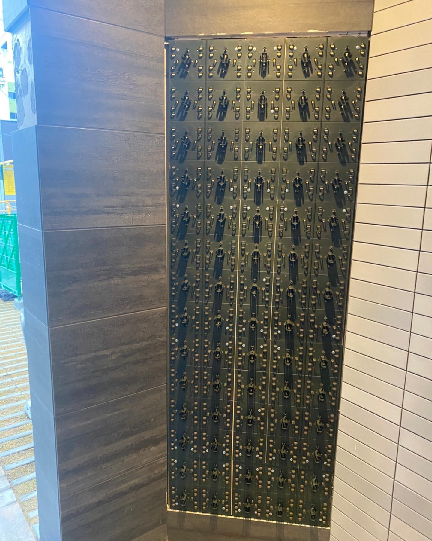 造花壁面緑化【Decopla使用】129の施工写真4