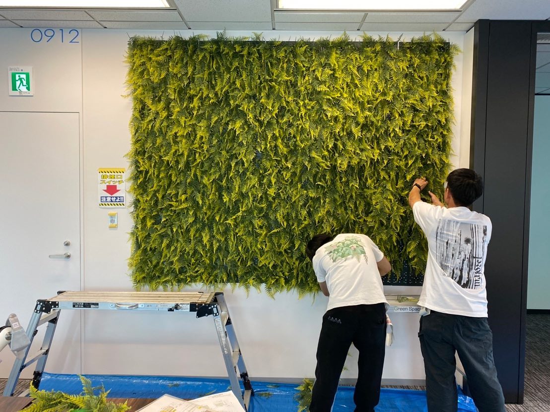 造花壁面緑化【Decopla使用】142の施工写真5