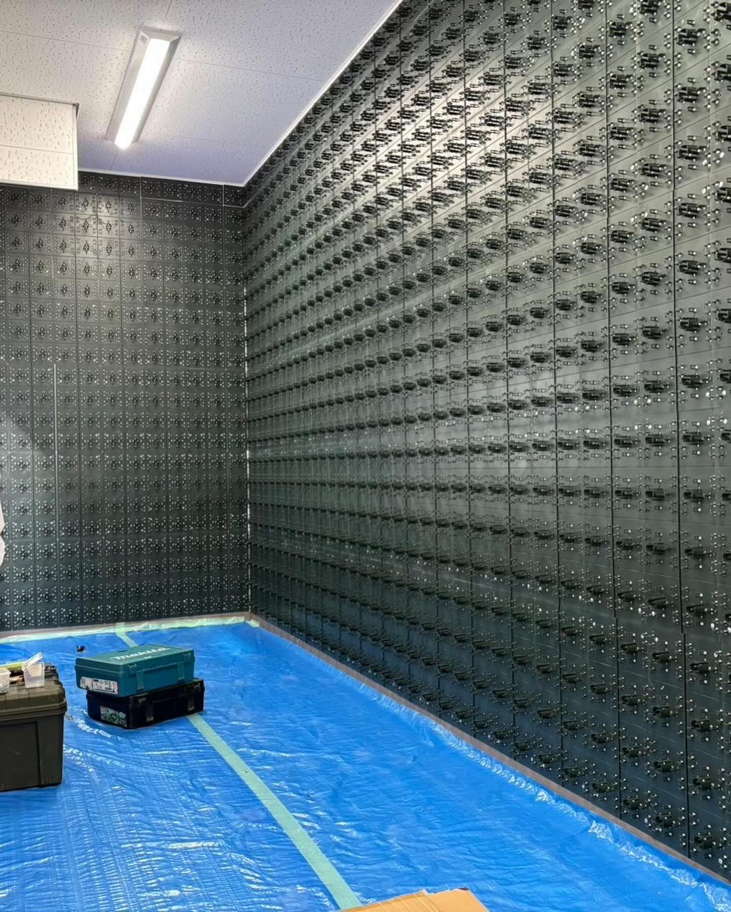造花壁面緑化【Decopla使用】164の施工写真2