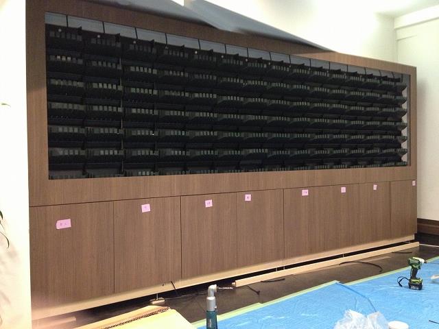 壁面緑化 【 屋内:プラティコ式壁面緑化パネル使用 】 4の施工写真3