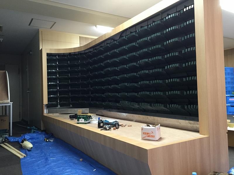 壁面緑化 【 屋内:プラティコ式壁面緑化パネル使用 】 31の施工写真4